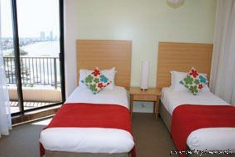 Sandy Point Beach Resort Gold Coast Ngoại thất bức ảnh